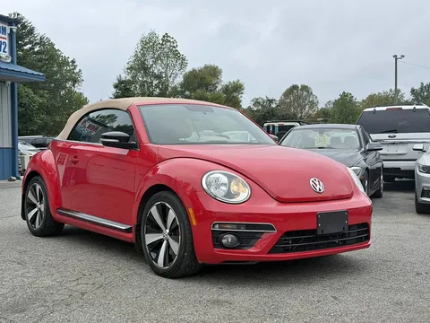 2013 Volkswagen Beetle 2.0T Turbo Convertible