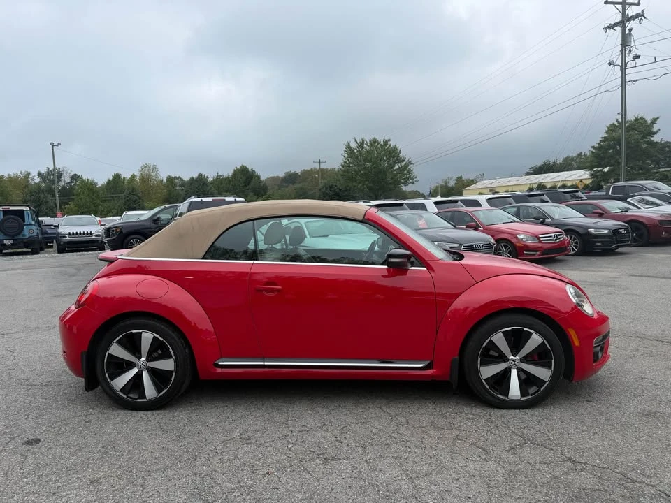 2013 Volkswagen A5 Beetle - Image 2 of 12