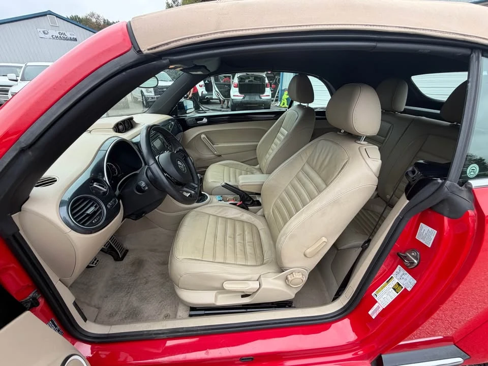 2013 Volkswagen A5 Beetle - Image 9 of 12