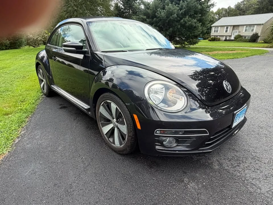 2013 Volkswagen A5 Beetle - Image 2 of 18