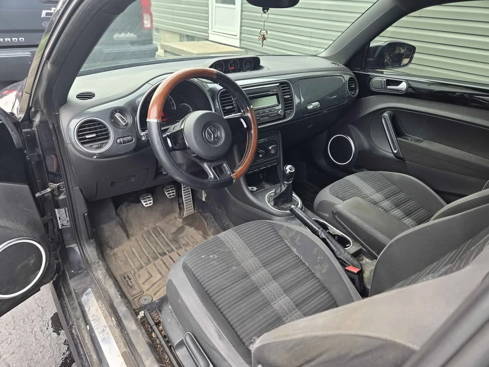 2013 Volkswagen A5 Beetle - Image 7 of 10