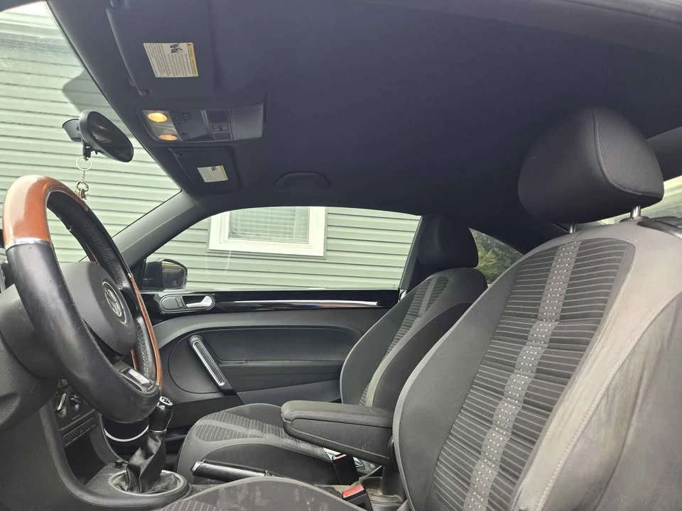 2013 Volkswagen A5 Beetle - Image 6 of 10
