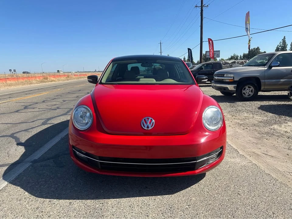 2013 Volkswagen A5 Beetle - Image 2 of 13