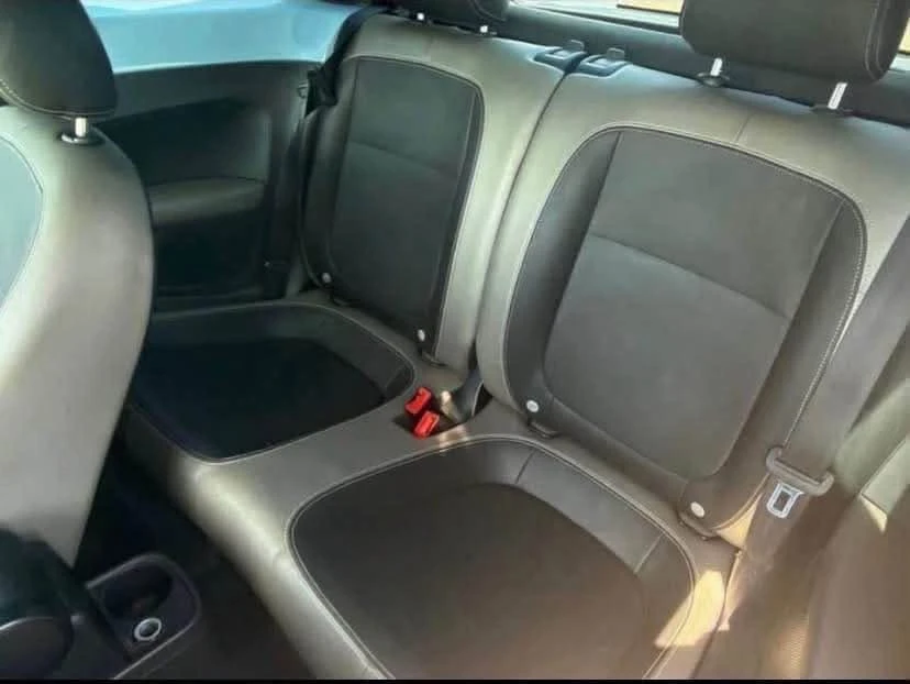 2013 Volkswagen A5 Beetle - Image 7 of 9