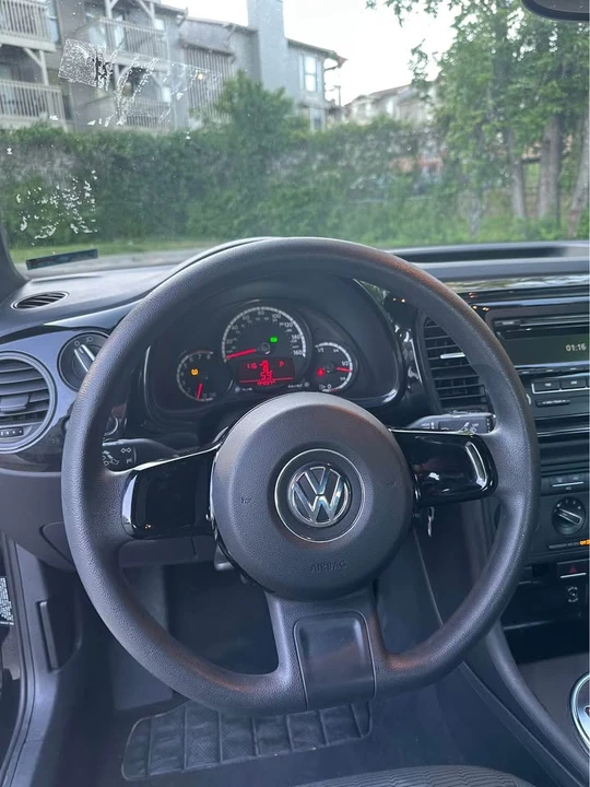 2013 Volkswagen A5 Beetle - Image 15 of 17