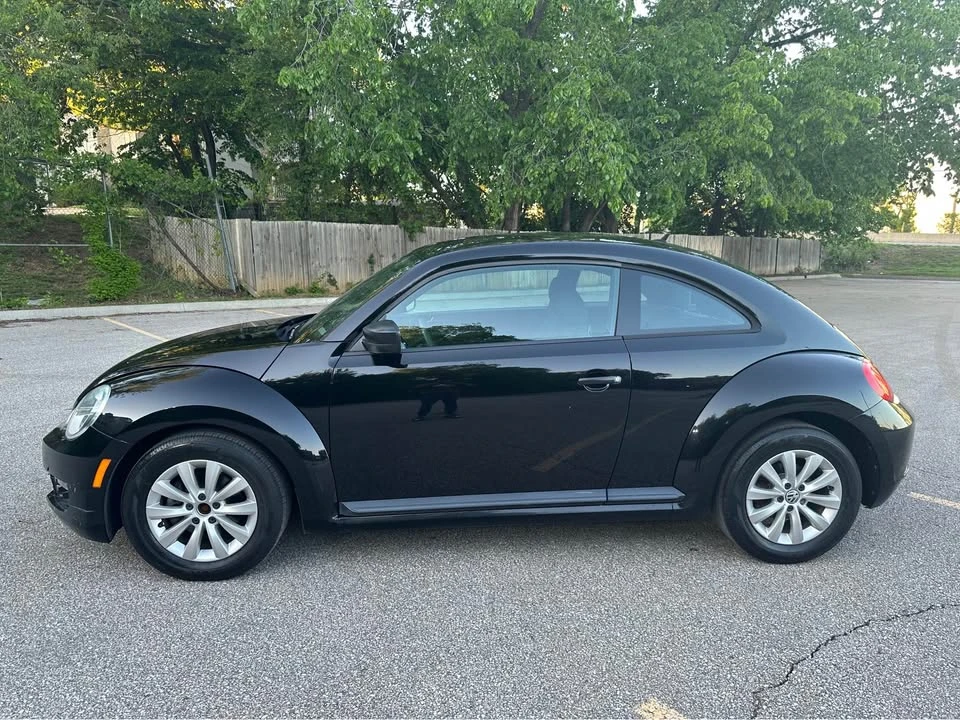 2013 Volkswagen A5 Beetle - Image 3 of 17