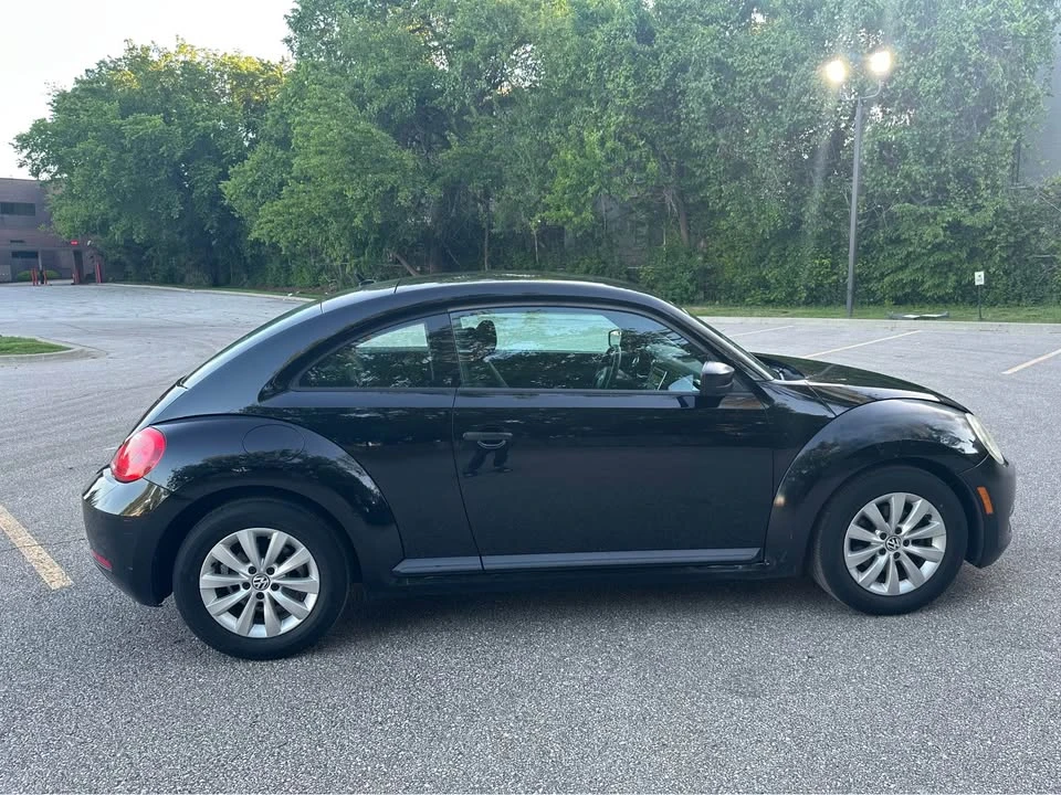 2013 Volkswagen A5 Beetle - Image 5 of 17