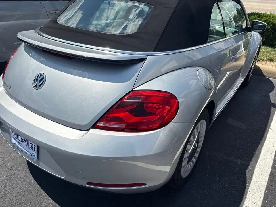2013 Volkswagen A5 Beetle - Image 3 of 6