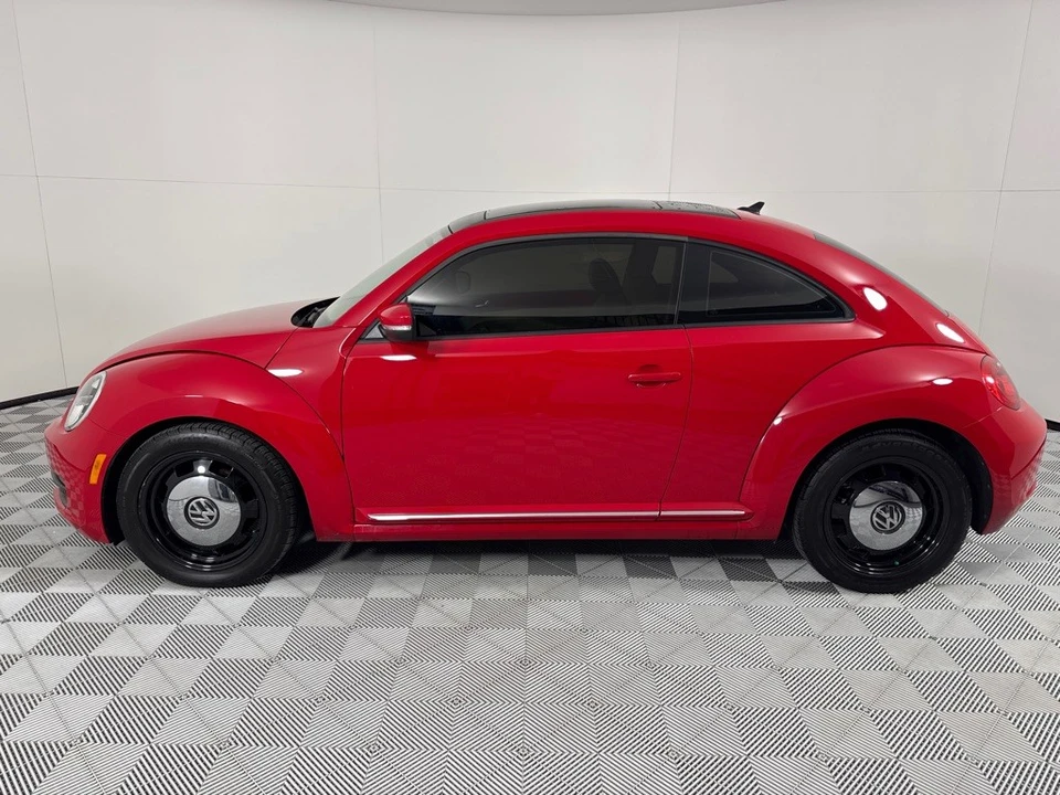 2013 Volkswagen A5 Beetle - Image 8 of 12