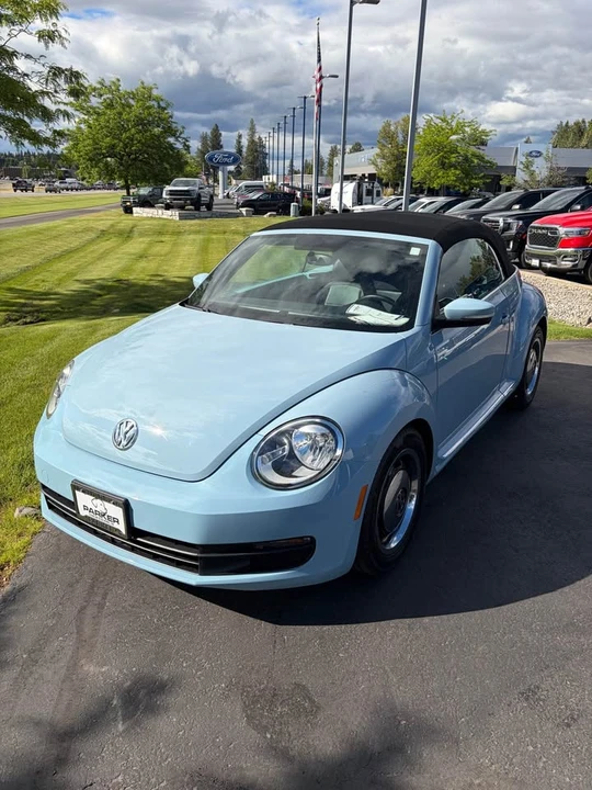 2013 Volkswagen A5 Beetle - Image 2 of 10