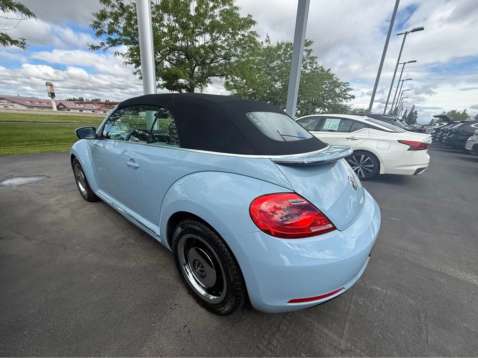 2013 Volkswagen A5 Beetle - Image 2 of 4
