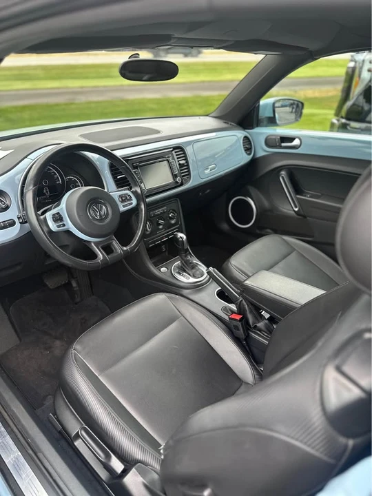 2013 Volkswagen A5 Beetle - Image 7 of 15