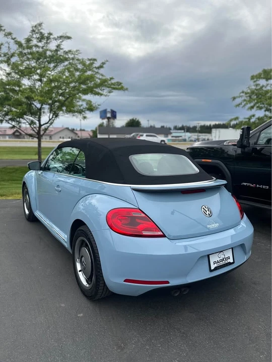 2013 Volkswagen A5 Beetle - Image 6 of 15