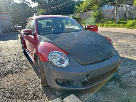 2013 Volkswagen Beetle 2.5L 50's Edition Convertible 2D
