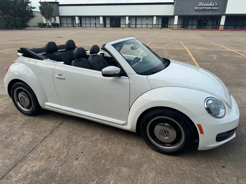 2013 Volkswagen A5 Beetle - Image 5 of 20