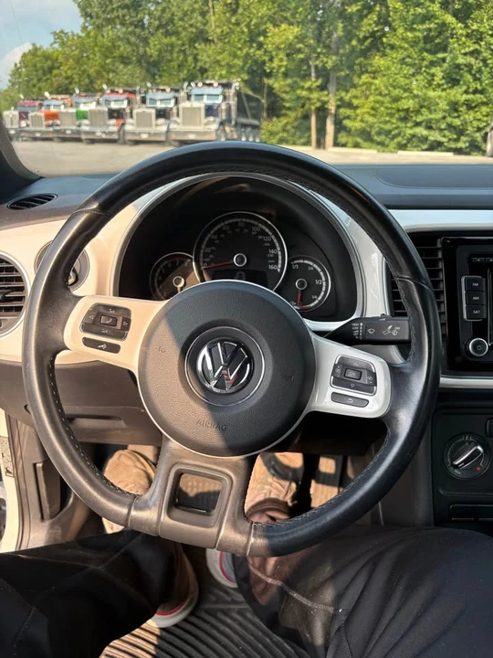 2013 Volkswagen A5 Beetle - Image 12 of 20