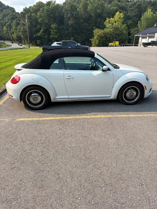 2013 Volkswagen A5 Beetle - Image 19 of 20