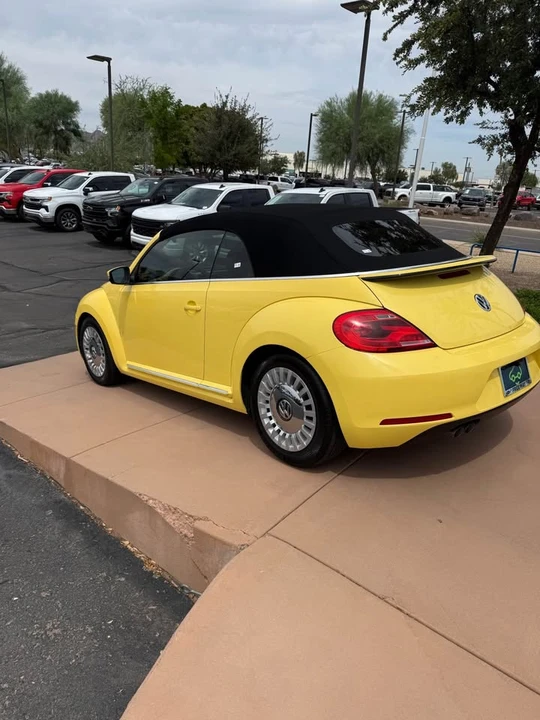 2013 Volkswagen A5 Beetle - Image 2 of 13