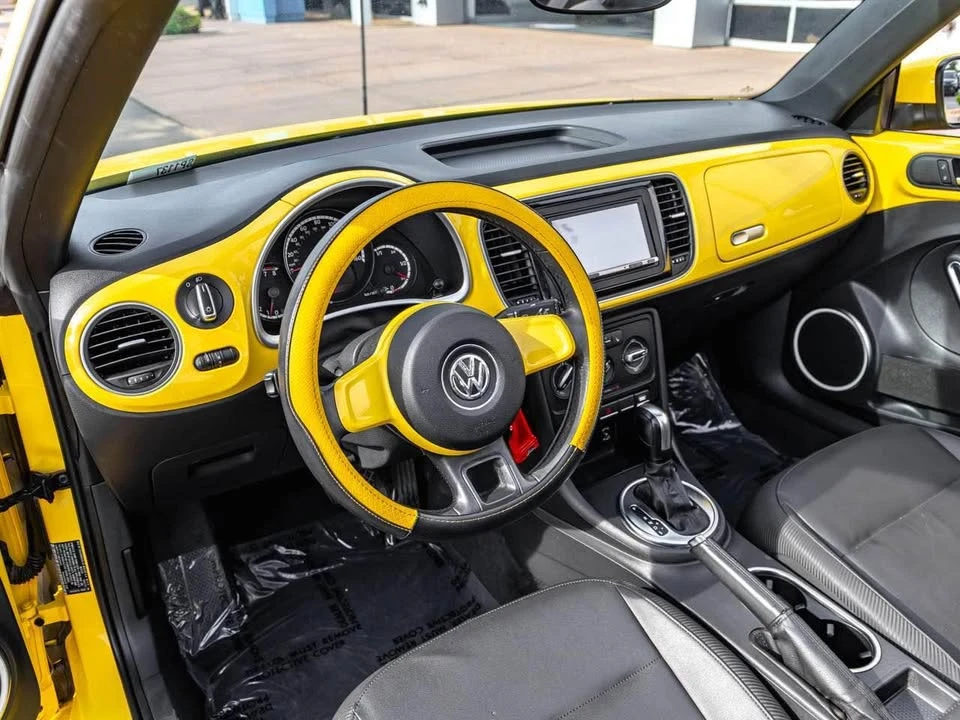 2013 Volkswagen A5 Beetle - Image 6 of 13