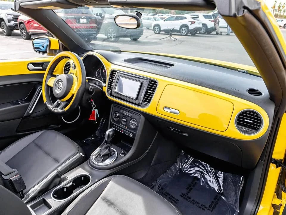2013 Volkswagen A5 Beetle - Image 5 of 13