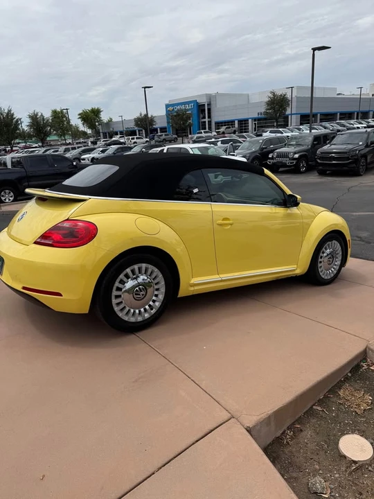 2013 Volkswagen A5 Beetle - Image 3 of 13