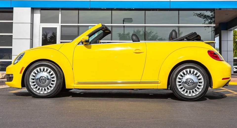 2013 Volkswagen A5 Beetle - Image 10 of 13