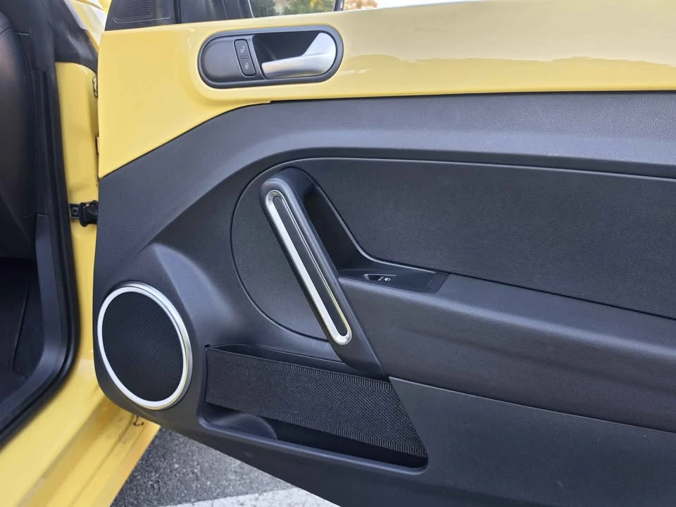 2013 Volkswagen A5 Beetle - Image 11 of 14