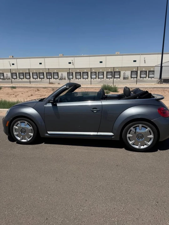 2013 Volkswagen A5 Beetle - Image 9 of 10