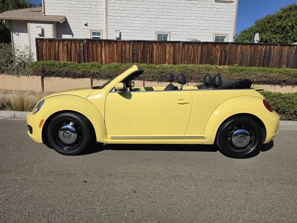 2013 Volkswagen A5 Beetle - Image 4 of 12