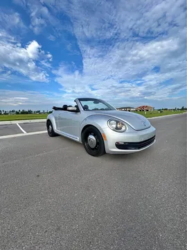 2013 Volkswagen Beetle 2.5L Convertible