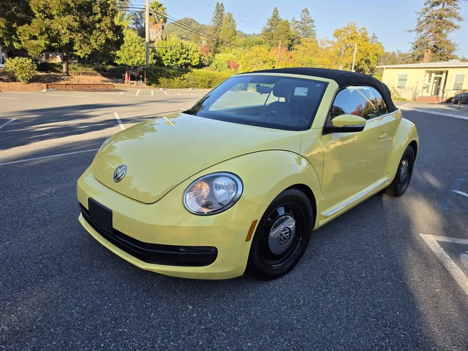 2013 Volkswagen A5 Beetle - Image 2 of 14
