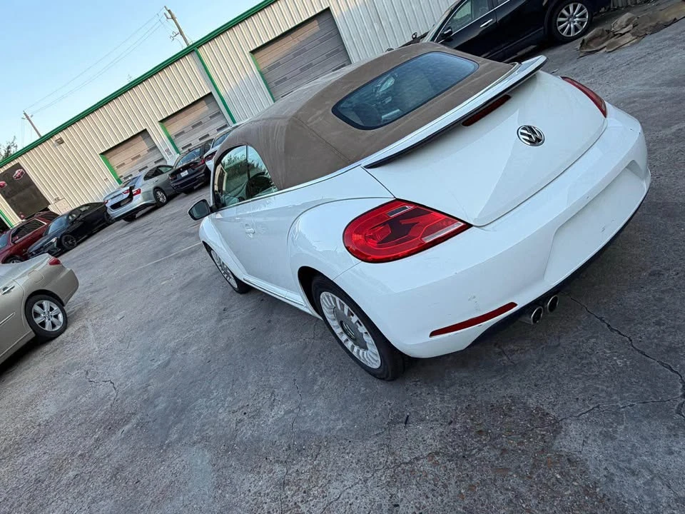 2013 Volkswagen A5 Beetle - Image 18 of 19