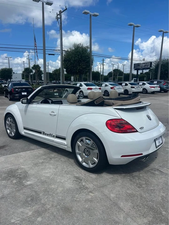 2013 Volkswagen A5 Beetle - Image 6 of 12