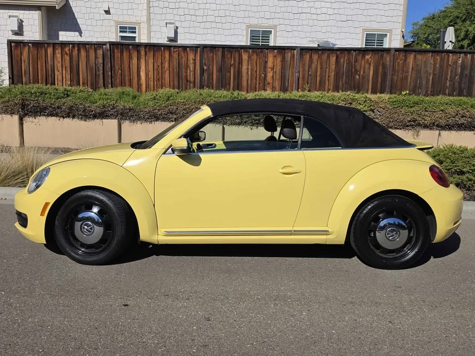 2013 Volkswagen A5 Beetle - Image 5 of 12