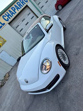 2013 Volkswagen Beetle 2.5L Convertible 2D