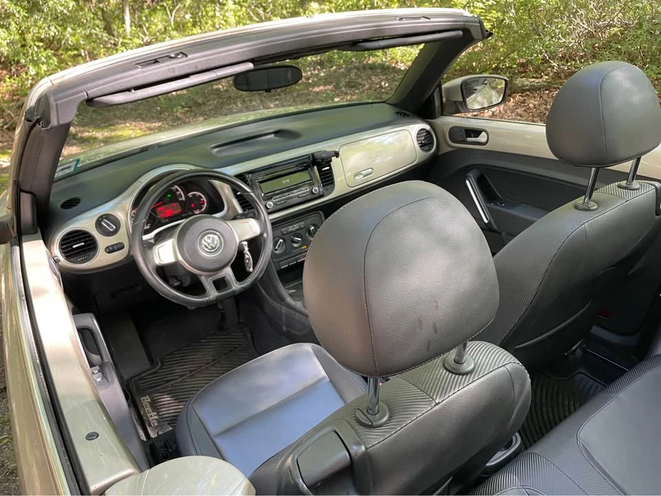 2013 Volkswagen A5 Beetle - Image 8 of 13