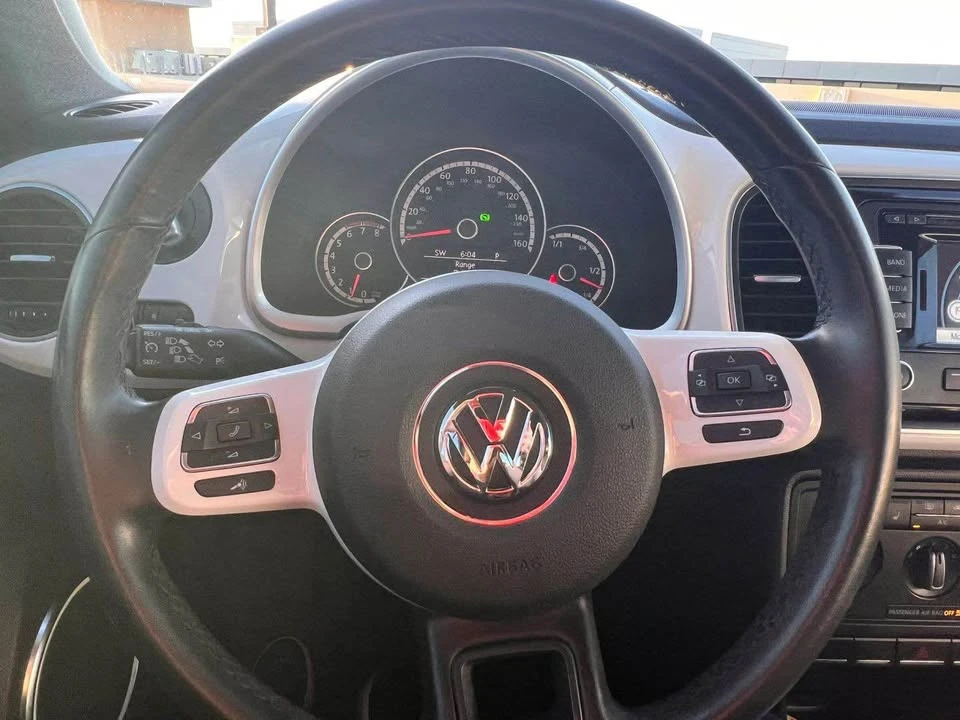 2013 Volkswagen A5 Beetle - Image 13 of 19
