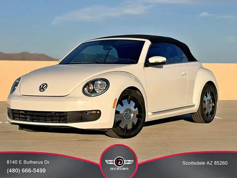 2013 Volkswagen Beetle 2.5L Convertible 2D