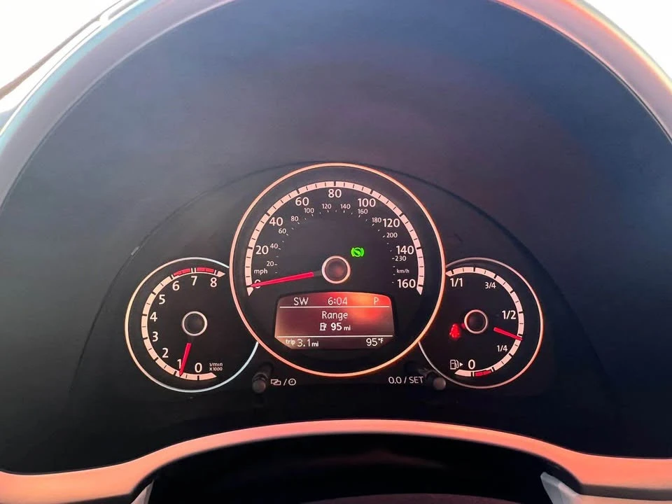 2013 Volkswagen A5 Beetle - Image 15 of 19