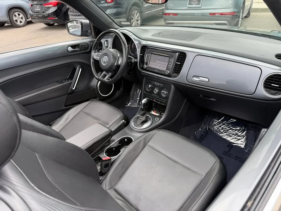 2013 Volkswagen A5 Beetle - Image 16 of 19