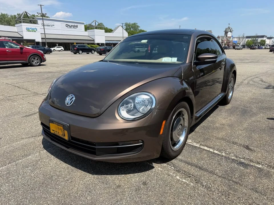 2013 Volkswagen A5 Beetle - Image 3 of 9