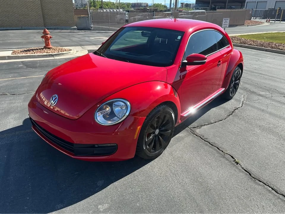 2013 Volkswagen A5 Beetle - Image 2 of 16
