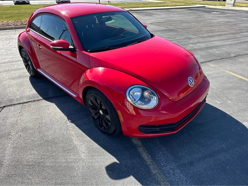 2013 Volkswagen A5 Beetle - Image 4 of 16