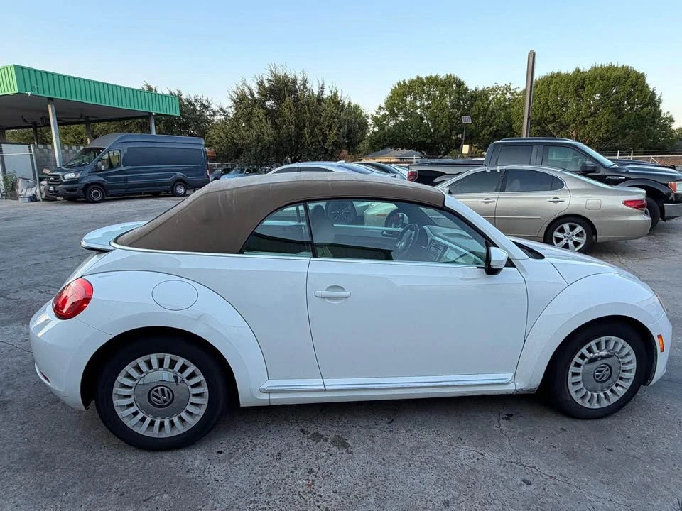 2013 Volkswagen A5 Beetle - Image 15 of 18