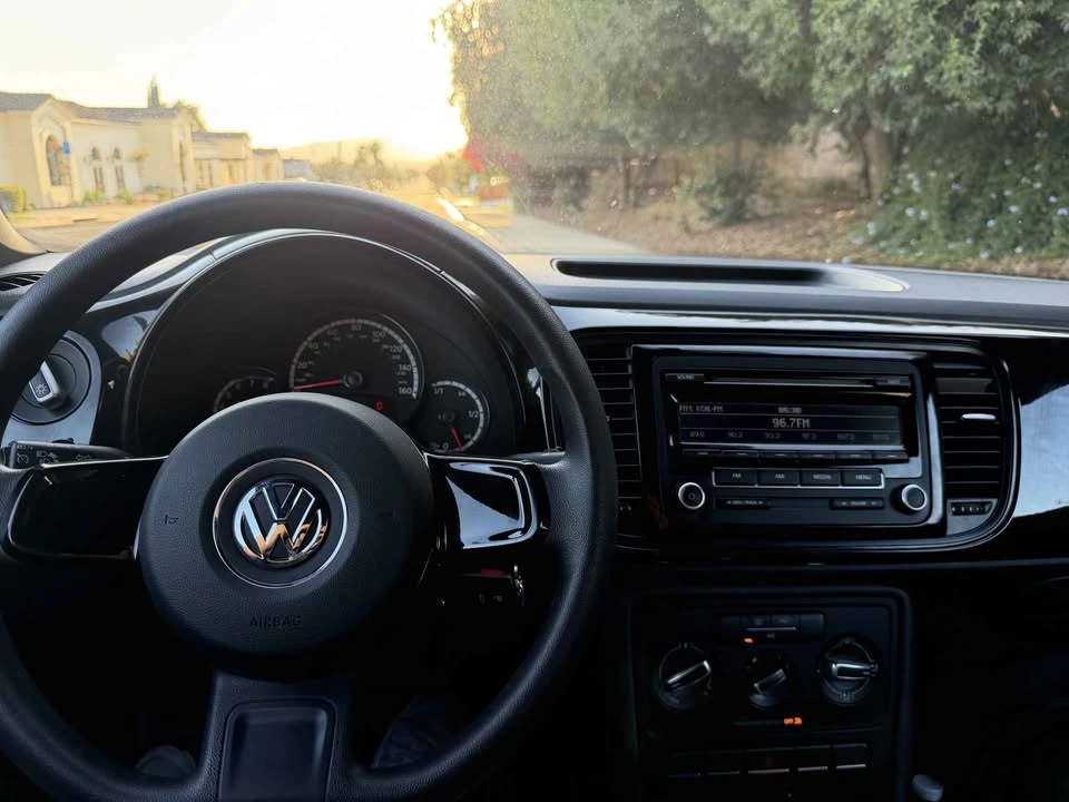 2013 Volkswagen A5 Beetle - Image 11 of 11
