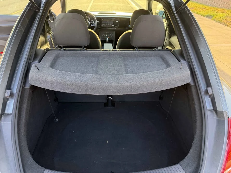 2013 Volkswagen A5 Beetle - Image 6 of 11