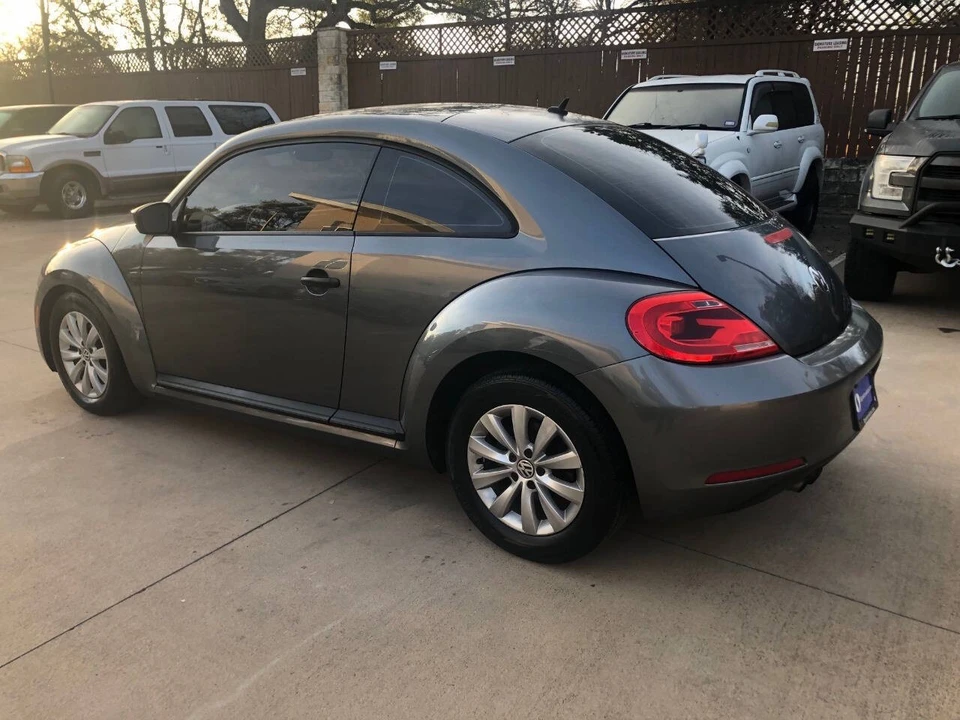 2013 Volkswagen A5 Beetle - Image 6 of 16