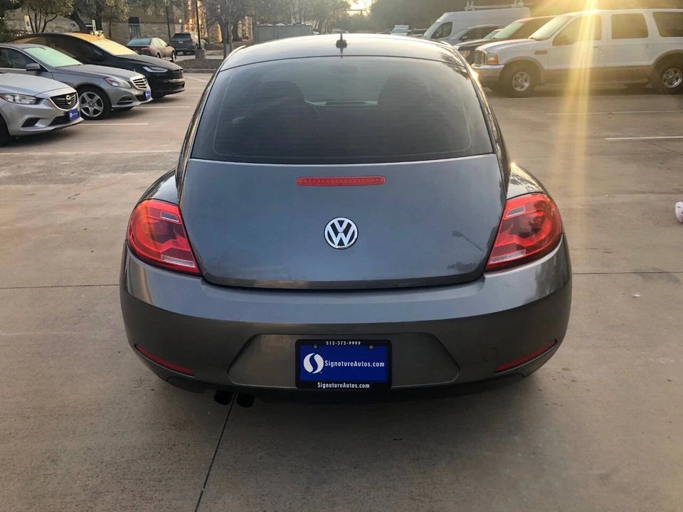 2013 Volkswagen A5 Beetle - Image 5 of 16