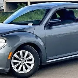 2013 Volkswagen Beetle 2.5L FWD