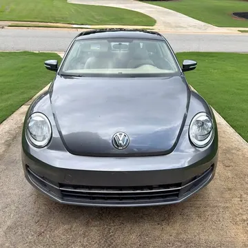 2013 Volkswagen Beetle 2.5L Fender Edition